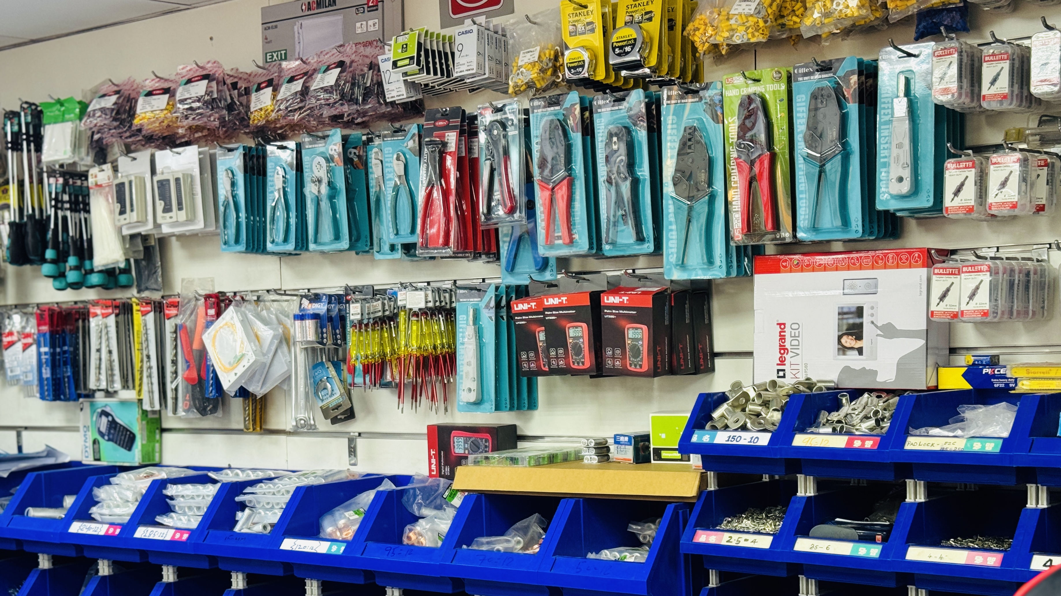 What to Check Before Buying Electrical Goods in Bulk